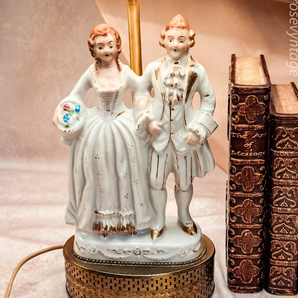 Porcelain Courting Couple Lamp